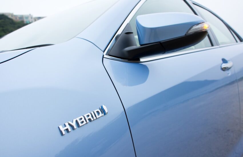 Compact Hybrid Cars